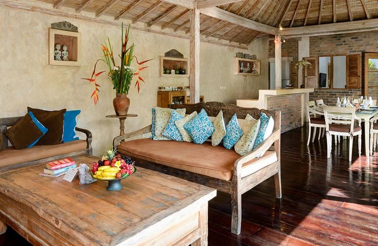 Living & dining area, Villa Amsa