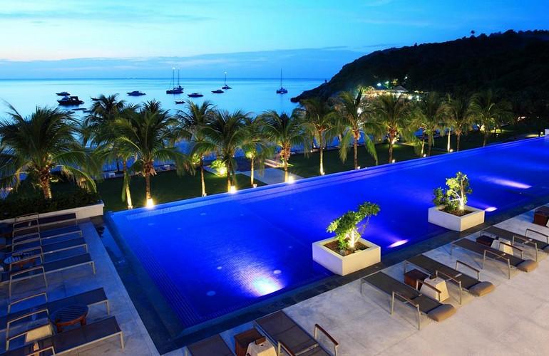 Swimming pool, The Racha