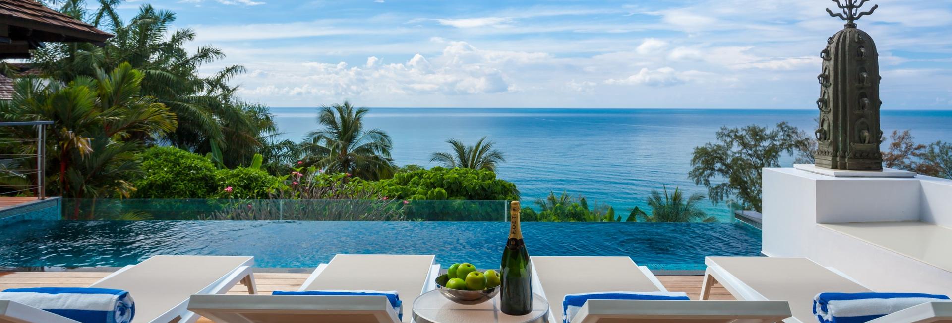 Bluesiam Villa