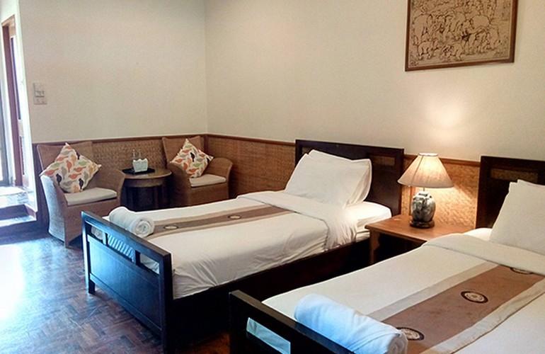 Deluxe room, Fern Resort