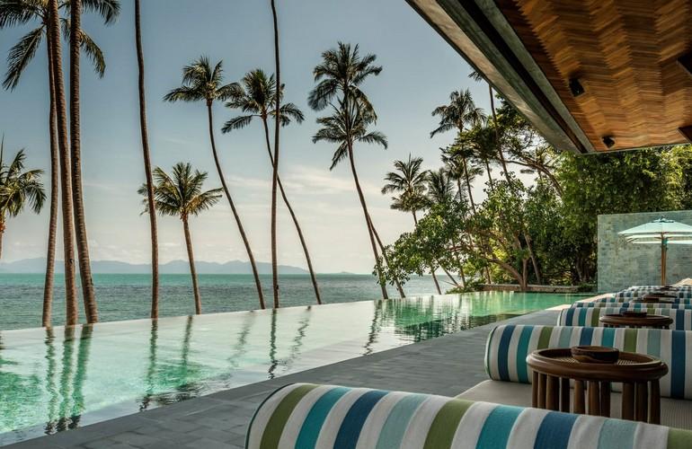 Infinity swimming pool, Four Seasons Resort Koh Samui