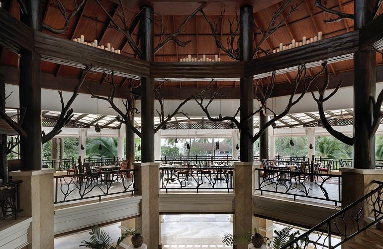 Restaurant, Rawi Warin Resort & Spa