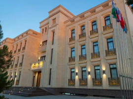 Paradise Plaza Luxury Hotel