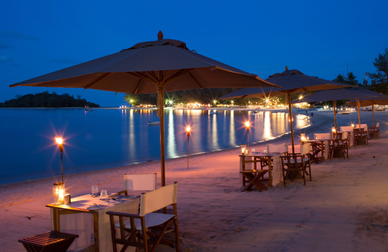Dining on the beach