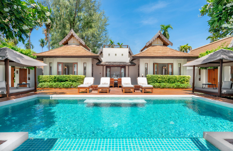 Presidential Pool Villa