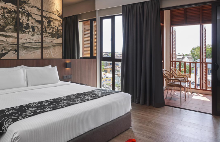 Deluxe Plus with Balcony