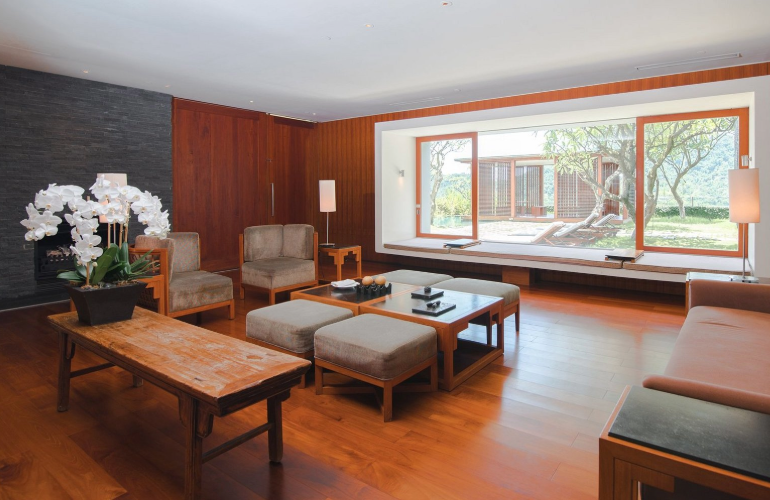 Courtyard Pool Villa Inside